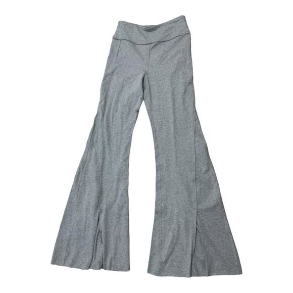 Free People FP Movement | Hot Shot Kick Flares Pant Size Gray NEW | L - Picture 2 of 5